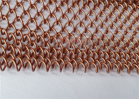 De Rol Mesh Drapery Copper Color Used van de aluminiumlegering als Ruimteverdelergordijnen