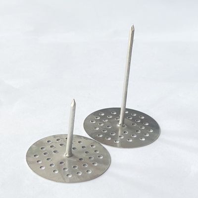 M3*75 mm gegalvaniseerde marine-isolatiepinnen met een geperforeerde schijfbasis