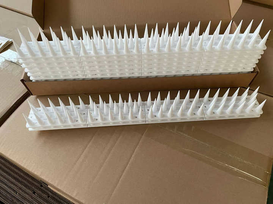 Eenvoudige installatie Plaagbestrijding Vogelspikes in plastic