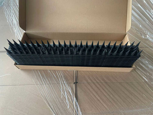Eenvoudige installatie Plaagbestrijding Vogelspikes in plastic