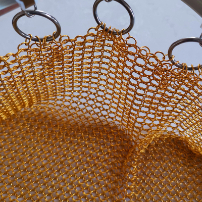 Plafond opgehangen decoratief metalen gaas gordijn In Weld Ring