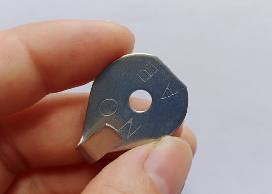 Het Roestvrije staal Enig Gat die van isolatietoebehoren Haak voor Removeable-Dekking rijgen