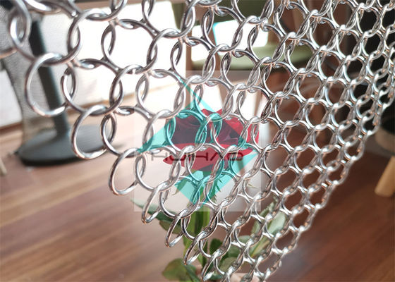 Van de de Kettingspost van de achtergrondendecoratie van het het Weefselroestvrije staal het Gordijn van Ring Mesh Drapery For Room Partitions